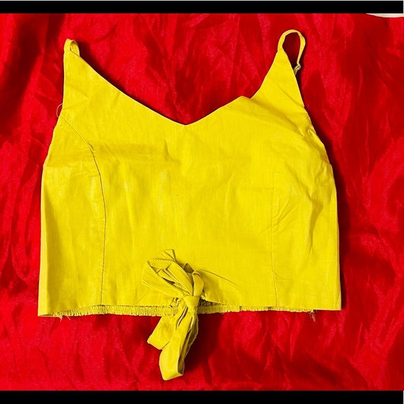 Crop top